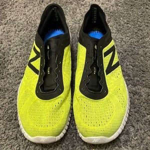Men's New Balance 99v2 Trainer
MEN'S CROSS TRAINING SHOES